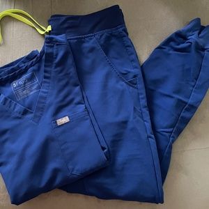 Figs womens size small set - blue